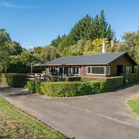 Tongariro Lodge Turangi Exterior photo