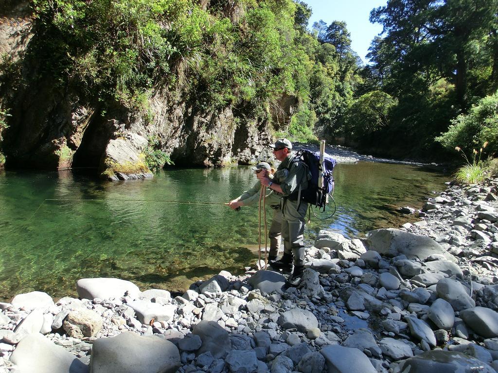 Tongariro Lodge Turangi Exterior photo