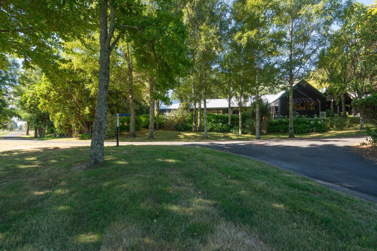 Tongariro Lodge Turangi Exterior photo