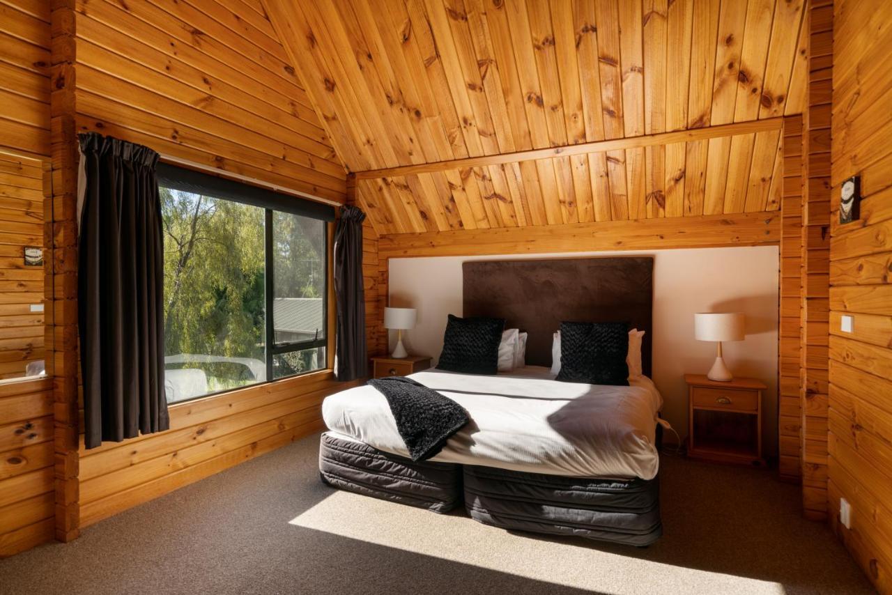Tongariro Lodge Turangi Exterior photo